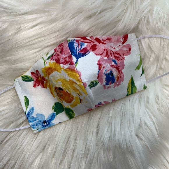 Accessories - ❌OUT OF STOCK ❌Women’s face mask flower